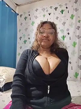 Avannay online show from May 31, 2026, 1:14 am