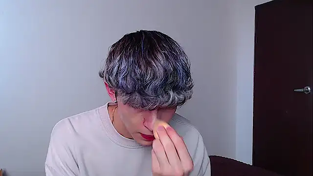 Snapshot of john_vichenso chatting on November 18, 2025, 9:08 pm john vichenso online show from November 18, 2025, 9:08 pm