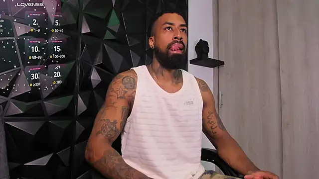 OstinDaniels online show from October 30, 2025, 10:21 pm