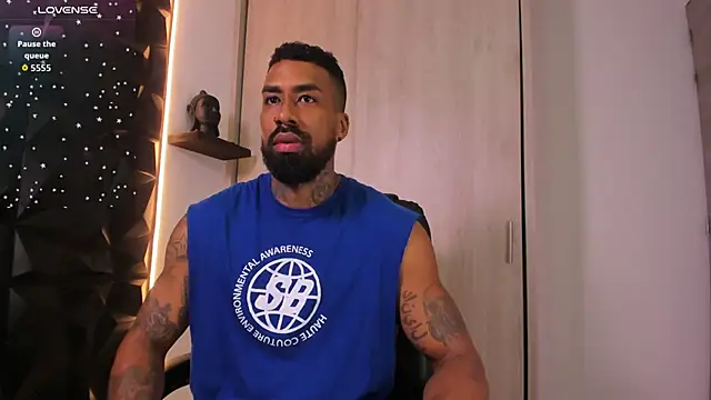 Snapshot of OstinDaniels chatting on February 17, 2026, 10:16 pm OstinDaniels online show from February 17, 2026, 10:16 pm