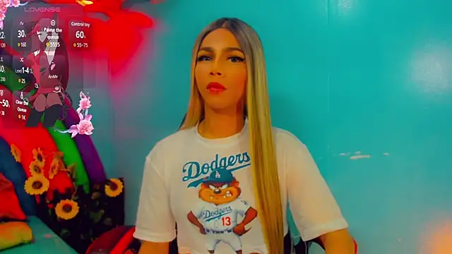 Snapshot of Britany_montiel chatting on November 7, 2025, 7:14 pm Britany montiel online show from November 7, 2025, 7:14 pm