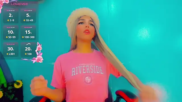 Snapshot of Britany_montiel chatting on November 8, 2025, 7:12 pm Britany montiel online show from November 8, 2025, 7:12 pm