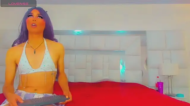 Snapshot of Britany_montiel chatting on January 9, 2026, 7:04 pm Britany montiel online show from January 9, 2026, 7:04 pm