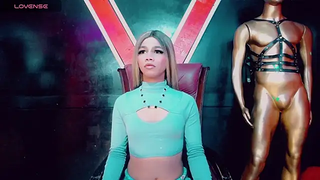 Snapshot of Britany_montiel chatting on February 4, 2026, 7:09 pm Britany montiel online show from February 4, 2026, 7:09 pm