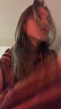 Snapshot of VesnaCrystal chatting on February 28, 2026, 11:39 pm VesnaCrystal online show from February 28, 2026, 11:39 pm