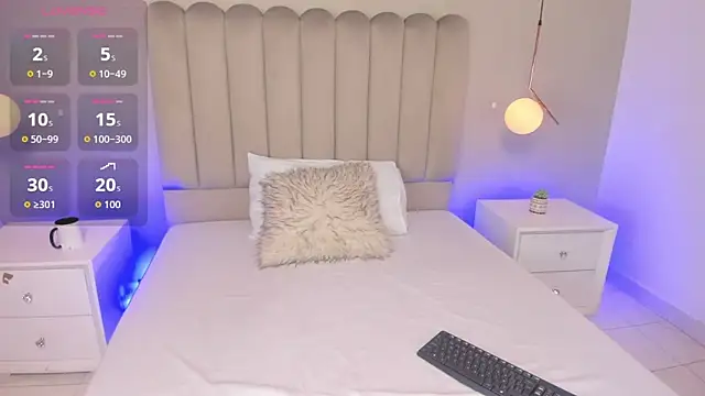 Dani rosse  online show from November 20, 2025, 1:22 pm