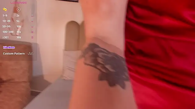 Snapshot of raven_black_ chatting on October 28, 2025, 2:09 pm raven black online show from October 28, 2025, 2:09 pm