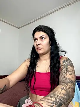 Snapshot of MiaKiittyy chatting on January 7, 2026, 5:15 pm MiaKiittyy online show from January 7, 2026, 5:15 pm