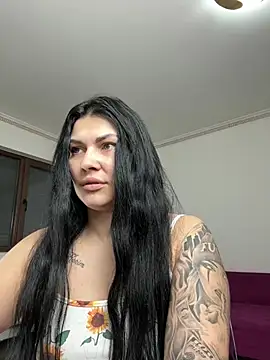 Snapshot of MiaKiittyy chatting on January 14, 2026, 5:40 pm MiaKiittyy online show from January 14, 2026, 5:40 pm