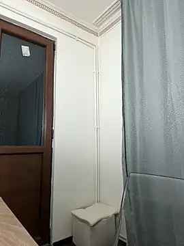 Snapshot of MiaKiittyy chatting on February 22, 2026, 10:08 pm MiaKiittyy online show from February 22, 2026, 10:08 pm