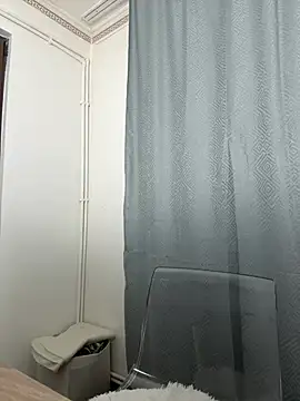 Snapshot of MiaKiittyy chatting on February 26, 2026, 11:04 pm MiaKiittyy online show from February 26, 2026, 11:04 pm