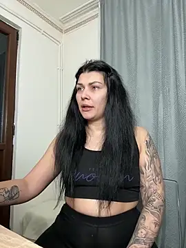 Snapshot of MiaKiittyy chatting on March 2, 2026, 12:02 am MiaKiittyy online show from March 2, 2026, 12:02 am