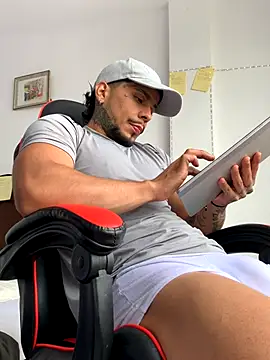 DeimonOficial online show from September 27, 2025, 2:11 pm