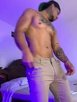 DeimonOficial online show from October 24, 2025, 10:28 pm