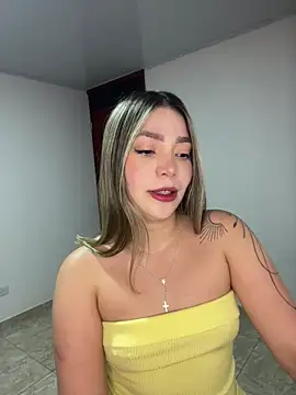 Chantel sam online show from December 14, 2025, 3:23 am