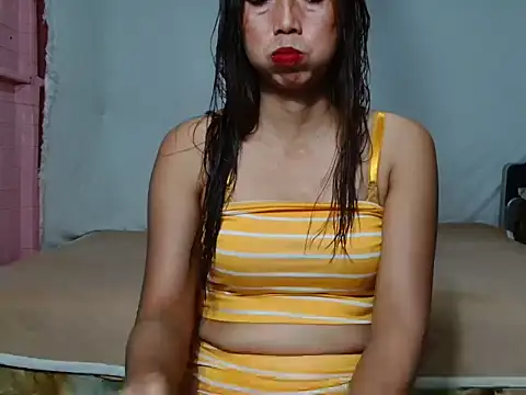 HelenaM online show from November 6, 2025, 11:33 am