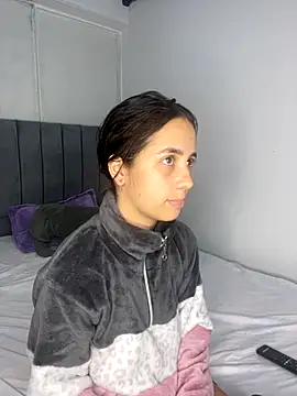 Snapshot of dalianataba chatting on October 21, 2025, 3:57 pm dalianataba online show from October 21, 2025, 3:57 pm