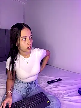 Snapshot of dalianataba chatting on December 16, 2025, 7:19 pm dalianataba online show from December 16, 2025, 7:19 pm