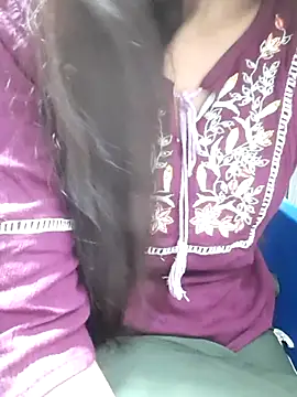 Aarti-kumri online show from November 6, 2025, 3:24 pm