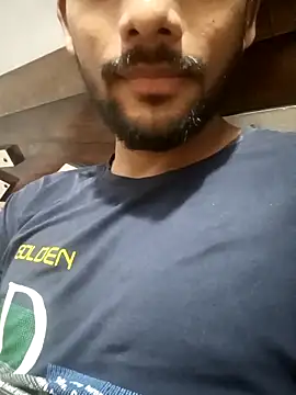 Snapshot of mayur_raaje chatting on February 8, 2026, 5:16 pm mayur raaje online show from February 8, 2026, 5:16 pm