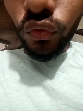 Snapshot of mayur_raaje chatting on March 9, 2026, 6:01 pm mayur raaje online show from March 9, 2026, 6:01 pm