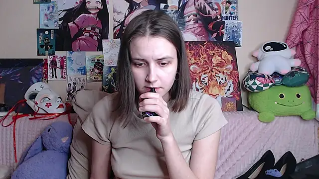 AliceChio online show from November 27, 2025, 11:40 pm