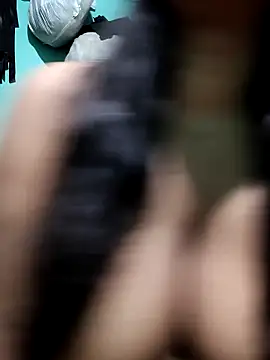 Snapshot of BerryOnFire chatting on November 12, 2025, 8:04 am BerryOnFire online show from November 12, 2025, 8:04 am