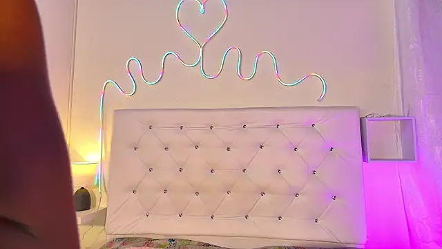 Snapshot of tatixxxvega chatting on September 11, 2025, 1:22 pm tatixxxvega online show from September 11, 2025, 1:22 pm