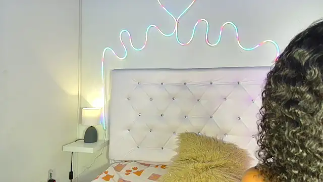 Snapshot of tatixxxvega chatting on September 23, 2025, 1:25 pm tatixxxvega online show from September 23, 2025, 1:25 pm