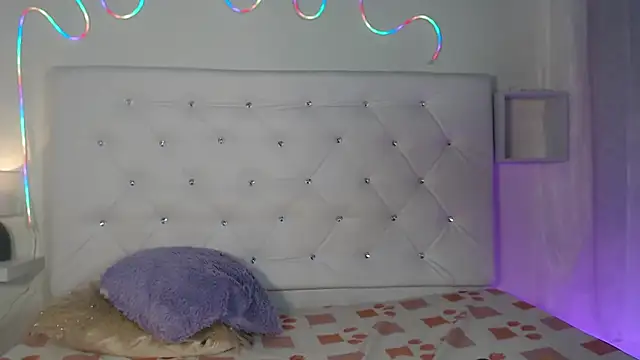 Snapshot of tatixxxvega chatting on September 26, 2025, 1:26 pm tatixxxvega online show from September 26, 2025, 1:26 pm