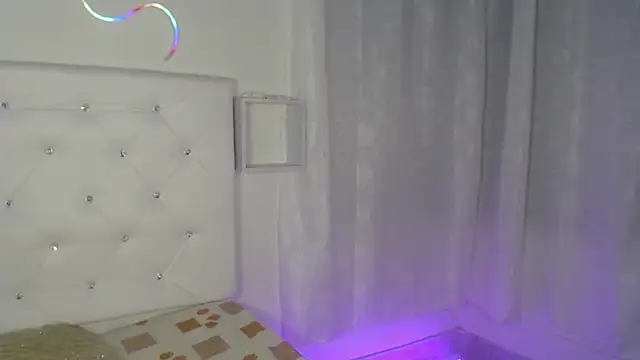 Snapshot of tatixxxvega chatting on October 3, 2025, 1:41 pm tatixxxvega online show from October 3, 2025, 1:41 pm