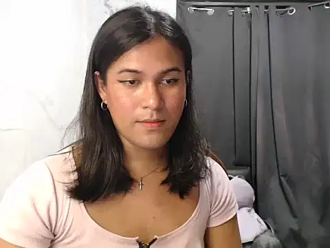 Snapshot of Pixie_dust69 chatting on December 3, 2025, 7:34 pm Pixie dust69 online show from December 3, 2025, 7:34 pm