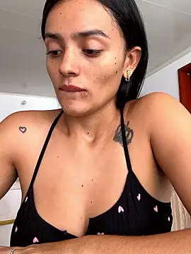 Snapshot of AnaaFaith_ chatting on November 22, 2025, 2:38 pm AnaaFaith online show from November 22, 2025, 2:38 pm