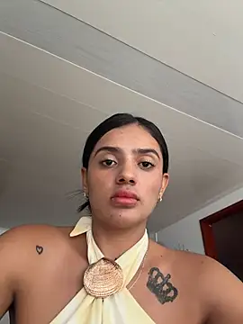 Snapshot of AnaaFaith_ chatting on February 15, 2026, 7:54 pm AnaaFaith online show from February 15, 2026, 7:54 pm