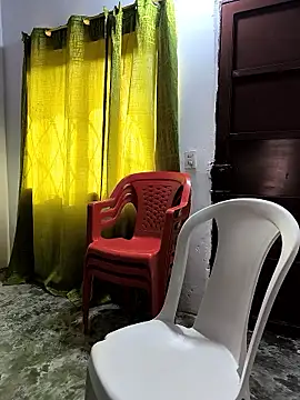 Snapshot of giannis090 chatting on February 19, 2026, 8:38 pm giannis090 online show from February 19, 2026, 8:38 pm