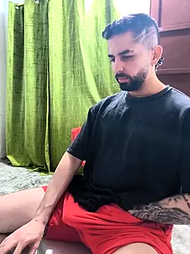 Snapshot of giannis090 chatting on February 21, 2026, 11:39 pm giannis090 online show from February 21, 2026, 11:39 pm