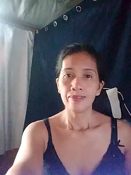 Snapshot of Sweet-n-HotCandy chatting on September 22, 2025, 12:34 am Sweet-n-HotCandy online show from September 22, 2025, 12:34 am