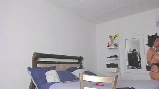 Snapshot of Jump_rabbit chatting on December 23, 2025, 6:00 am Jump rabbit online show from December 23, 2025, 6:00 am