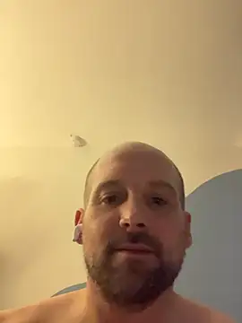 Snapshot of Mrbenm chatting on January 17, 2026, 3:33 am Mrbenm online show from January 17, 2026, 3:33 am