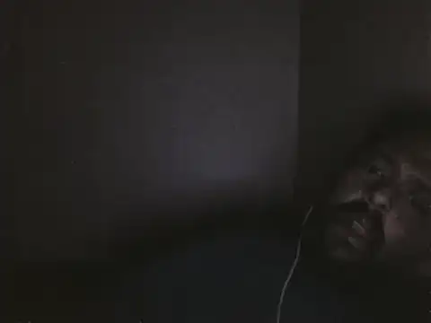 Snapshot of elpoop7305 chatting on February 11, 2026, 1:10 am elpoop7305 online show from February 11, 2026, 1:10 am