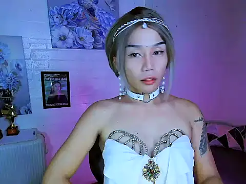 YourNikkieXxx online show from October 16, 2025, 11:22 am