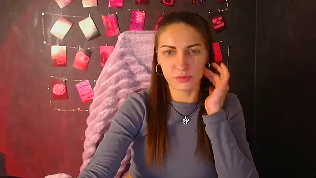 Snapshot of Aurora_Loveu chatting on October 22, 2025, 10:31 pm Aurora Loveu online show from October 22, 2025, 10:31 pm