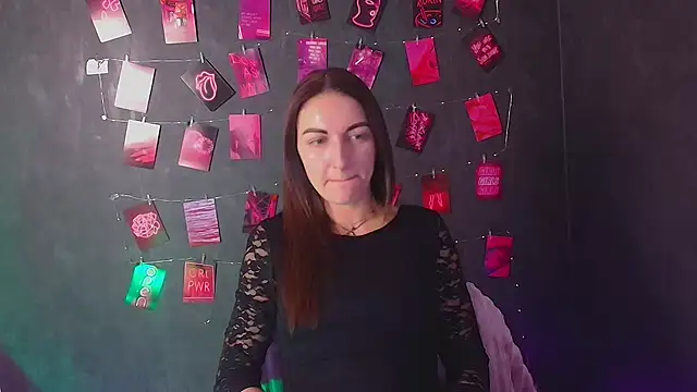 Snapshot of Aurora_Loveu chatting on December 22, 2025, 12:29 am Aurora Loveu online show from December 22, 2025, 12:29 am