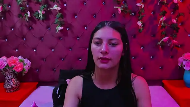  Luna Bennett online show from November 9, 2025, 1:20 pm