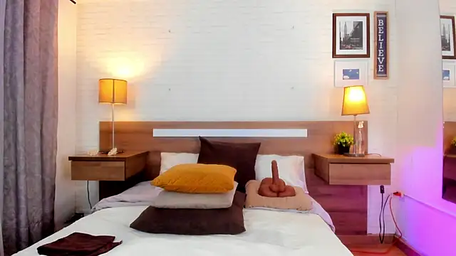 JenniferAuriston online show from January 9, 2026, 9:38 pm