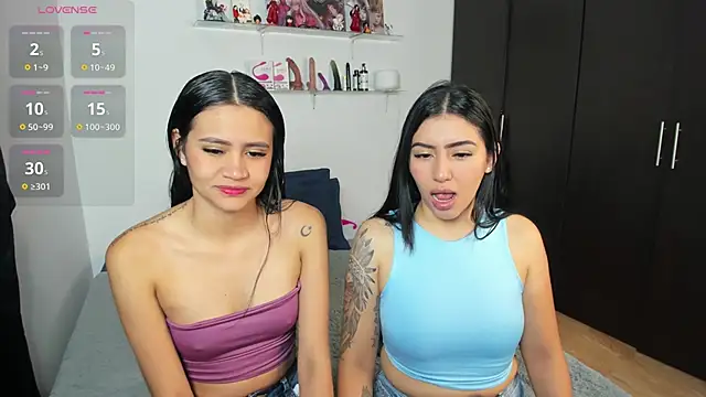 marianaandvalen online show from November 1, 2025, 11:34 am