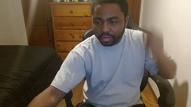 Breadwinnah online show from November 9, 2025, 7:50 am