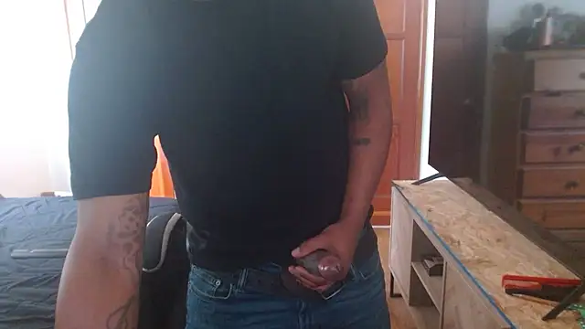 Snapshot of Breadwinnah chatting on February 15, 2026, 10:17 pm Breadwinnah online show from February 15, 2026, 10:17 pm