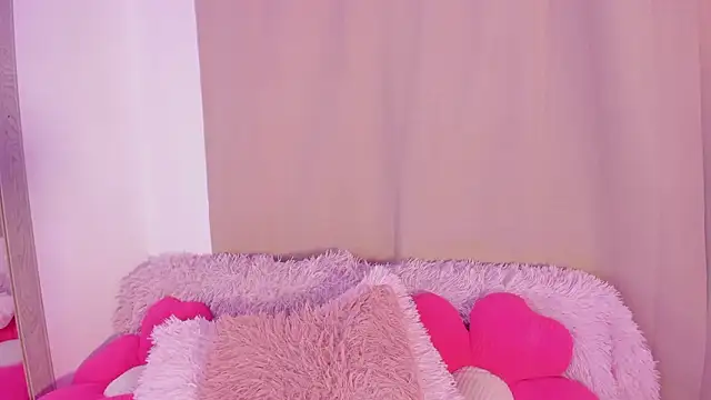 Snapshot of ameliiaa_smith chatting on February 27, 2026, 9:04 pm ameliiaa smith online show from February 27, 2026, 9:04 pm