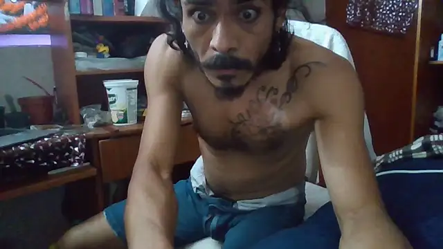 Snapshot of velludojarocho chatting on March 6, 2026, 11:12 pm velludojarocho online show from March 6, 2026, 11:12 pm